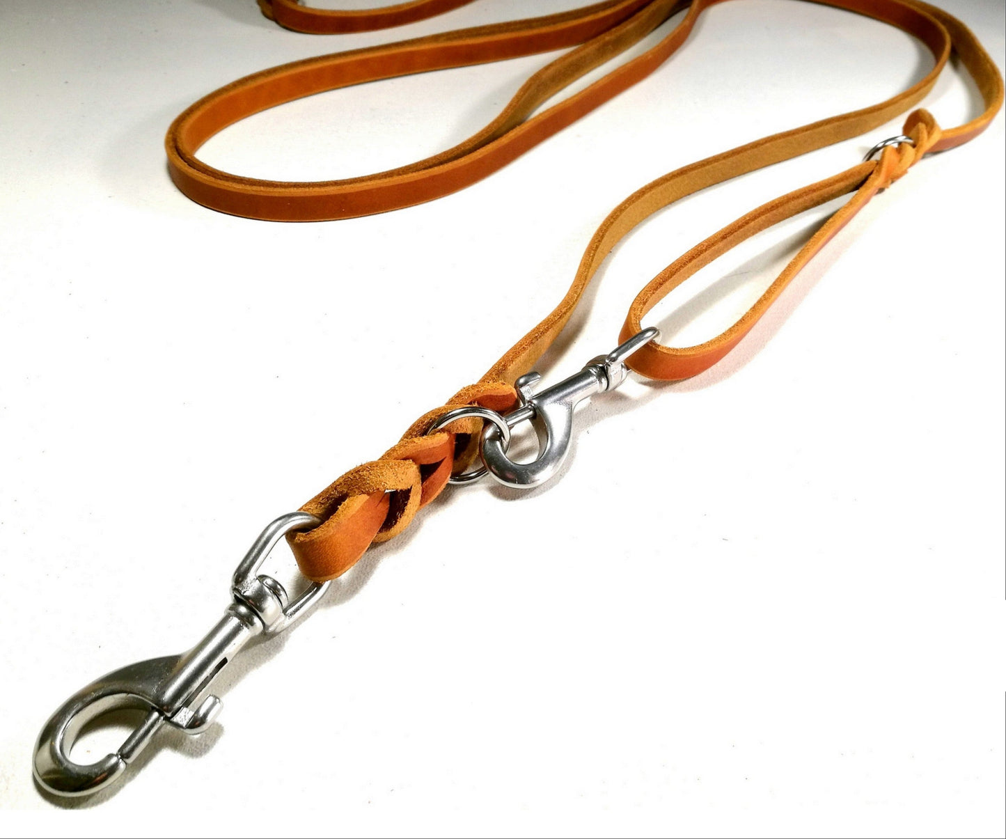 2 m mit zus. Karabiner in der Handschlaufe, Leine Leder Fettleder geflochten, Hundeleine